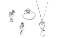 Parure con perle coltivate e diamanti - Asta Preziosi Parure con perle coltivate e diamanti - Asta Preziosi