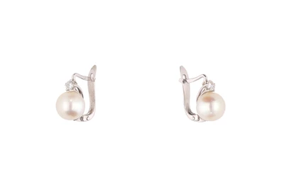 Orecchini con perle coltivate e diamanti - Asta Preziosi Orecchini con perle coltivate e diamanti - Asta Preziosi