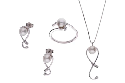 Parure con perle coltivate e diamanti - Asta Preziosi Parure con perle coltivate e diamanti - Asta Preziosi