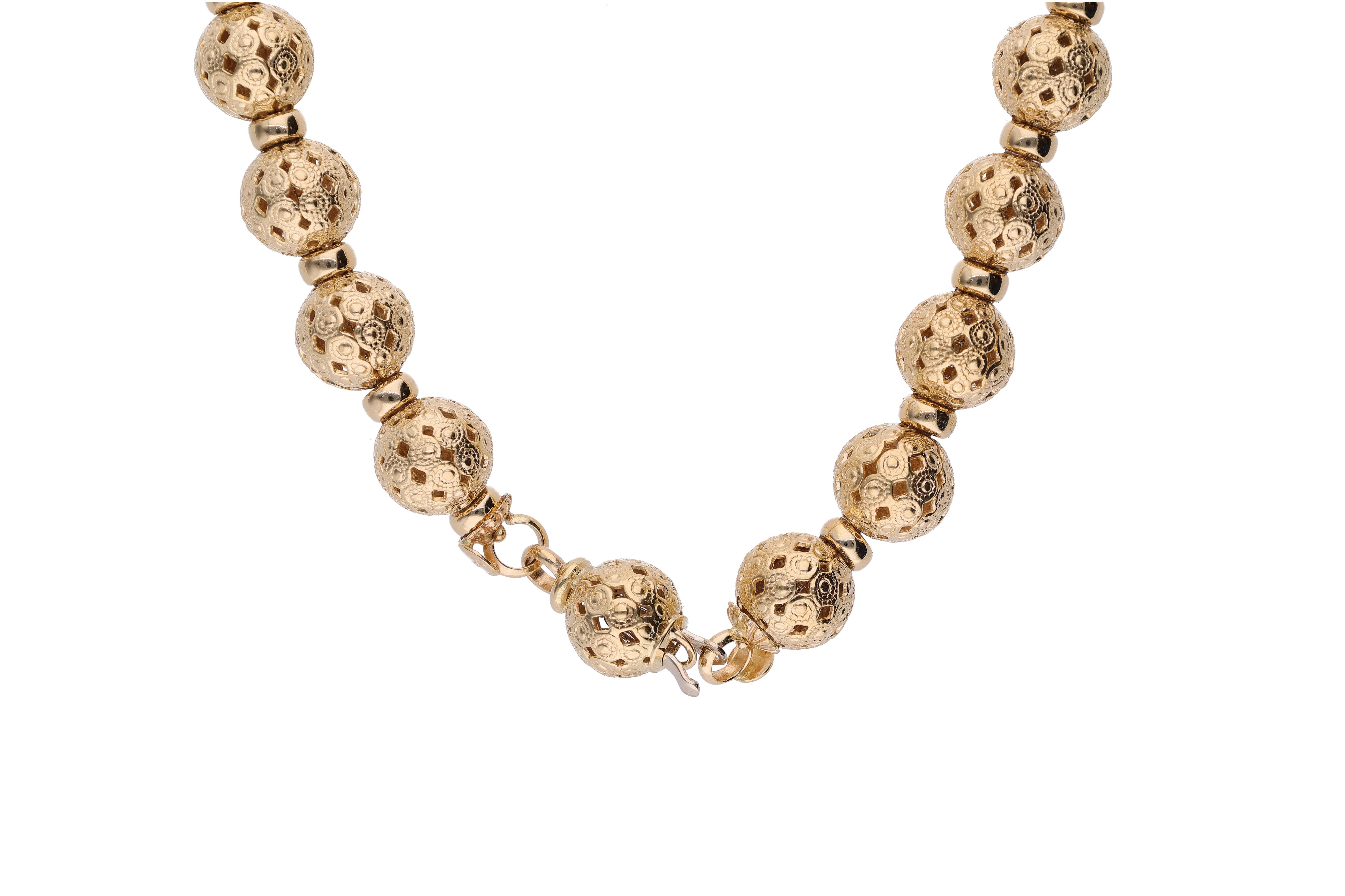 Collana con sfere traforate - Asta Preziosi