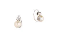 Orecchini con perle coltivate e diamanti - Asta Preziosi