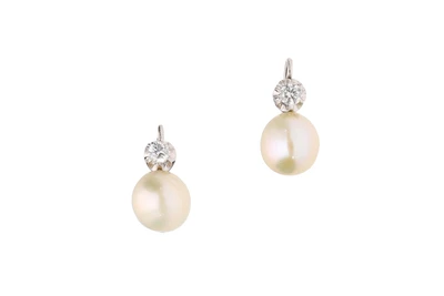 Orecchini con perle coltivate e diamanti - Asta Preziosi