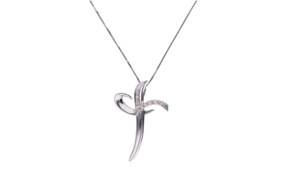 Collier e crocetta con diamanti - Asta Preziosi