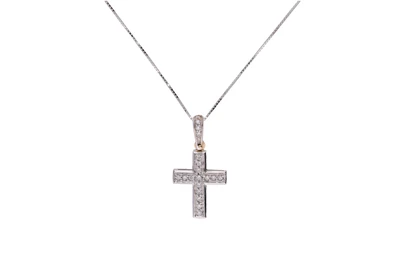 Collana e crocetta con diamanti - Asta Presiosi