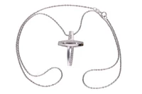 Collana e crocetta con diamanti - Asta Preziosi