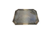 Vassoio ottagonale - Asta Preziosi