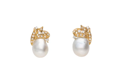 Orecchini con perle barocche e diamanti - Asta Preziosi