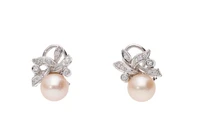Orecchini con perle coltivate e diamanti - Asta Preziosi