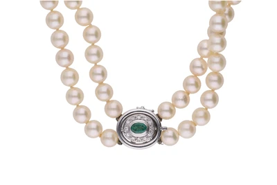 Collana di perle coltivate, smeraldo e diamanti - Asta Preziosi