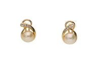 Coppia di orecchini con perle coltivate e diamanti - Asta Preziosi