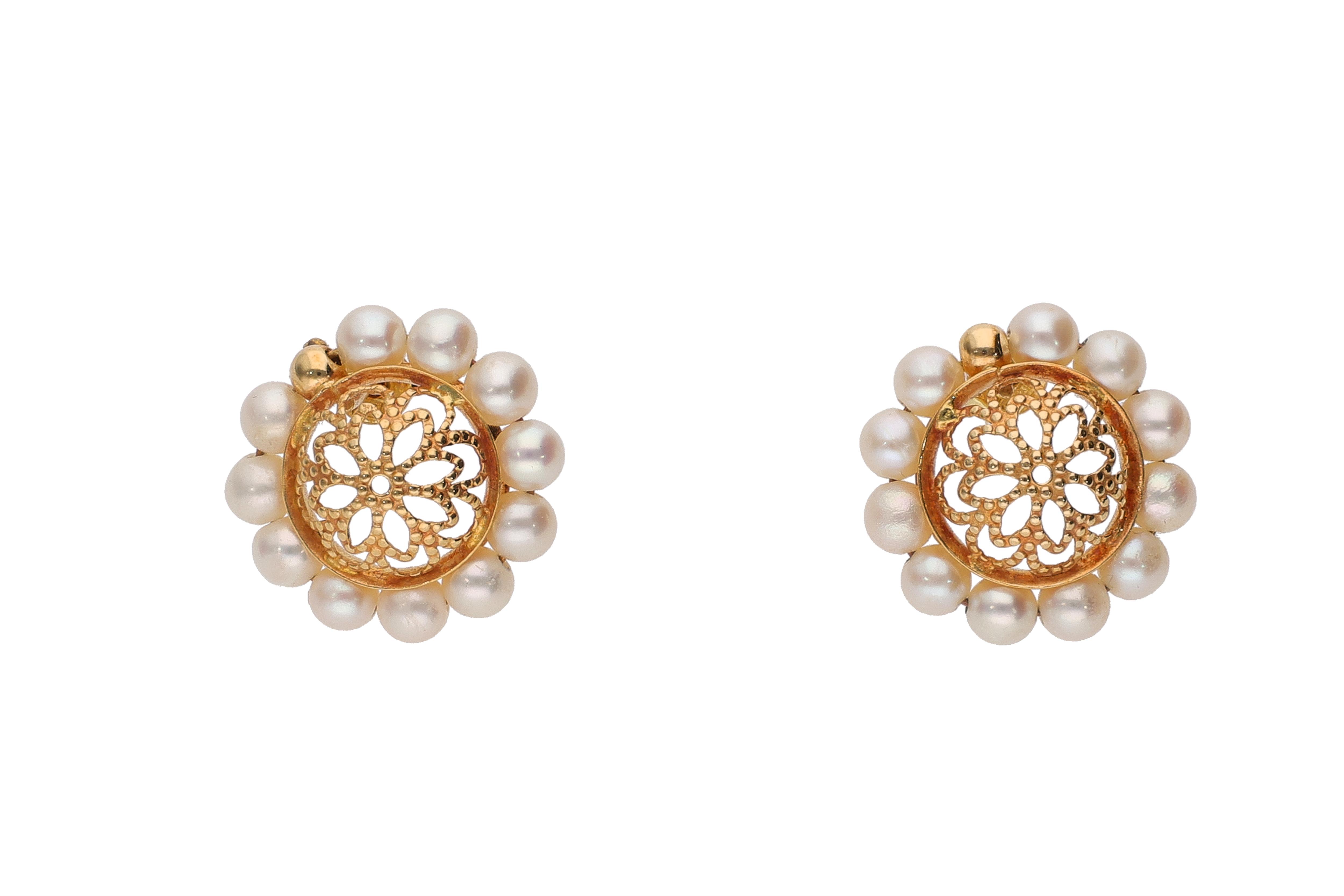 Paio di orecchini con perline coltivate - Asta Preziosi