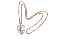 Collana e ciondolo - Asta Preziosi