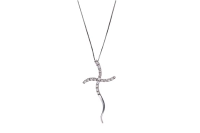 Collana e crocetta con pietre incolore - Asta Preziosi