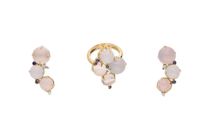 Orecchini e anello con diamanti, pietre di luna, quarzi e pietre - Asta Preziosi Orecchini e anello con diamanti, pietre di luna, quarzi e pietre - Asta Preziosi