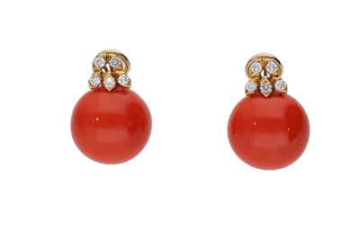 Orecchini con corallo e diamanti - Asta Preziosi