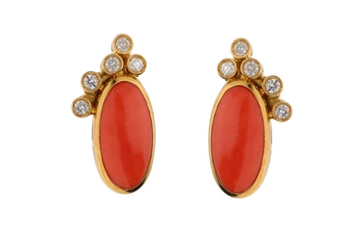 Orecchini con corallo e diamanti - Asta Preziosi