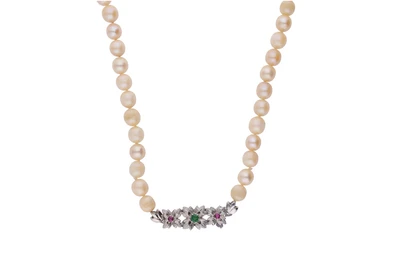 Collana di perle coltivate, smeraldo e rubini - Asta Preziosi