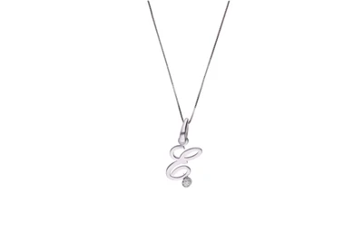 Collana e ciondolo con iniziale - Asta Preziosi