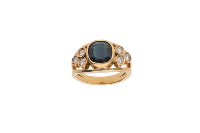 Anello con zaffiro e diamanti, - Asta Preziosi