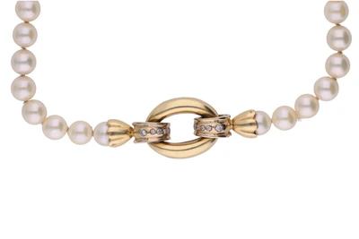 Collana di perle coltivate e diamanti - Asta Preziosi