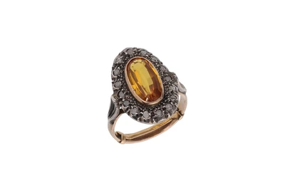 Anello con diamanti e pietra - Asta Preziosi