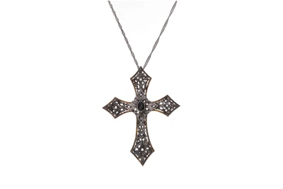 Collana e ciondolo - Asta Preziosi
