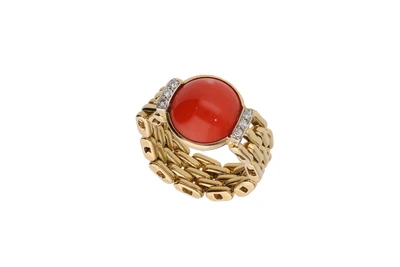 Anello con corallo e diamanti - Asta Preziosi Anello con corallo e diamanti - Asta Preziosi