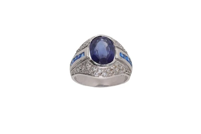 Anello a fascia bombata con  pietre - Asta Preziosi