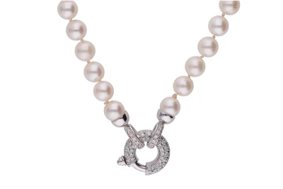 Collana di perle coltivate e diamanti - Asta Preziosi Collana di perle coltivate e diamanti - Asta Preziosi