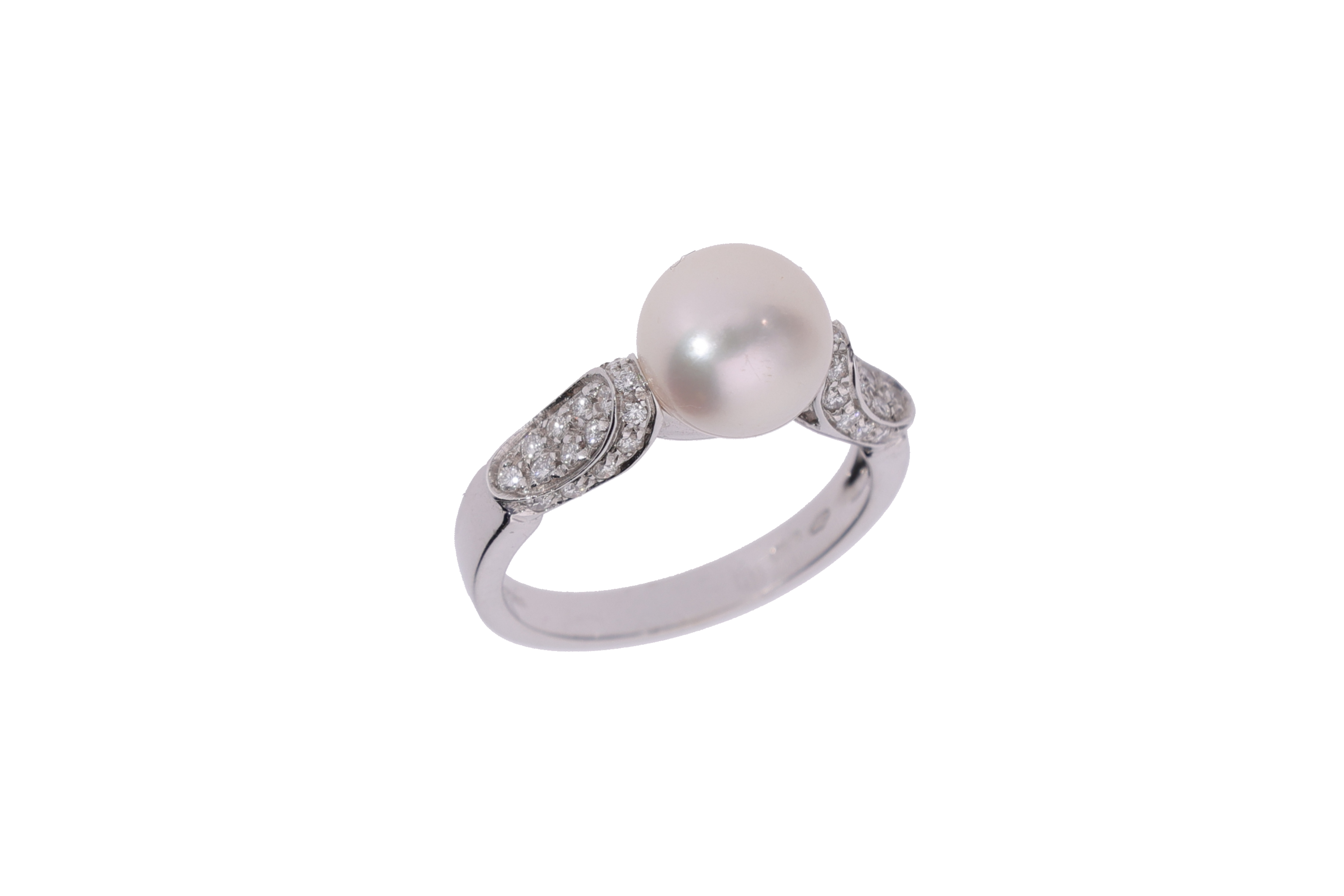 Anello con diamanti e perla coltivata - Asta Preziosi