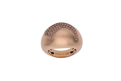 Utopia, anello a fascia bombata con diamanti - Asta Preziosi Utopia, anello a fascia bombata con diamanti - Asta Preziosi