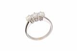 Anello trilogy con diamanti - Asta Preziosi Anello trilogy con diamanti - Asta Preziosi