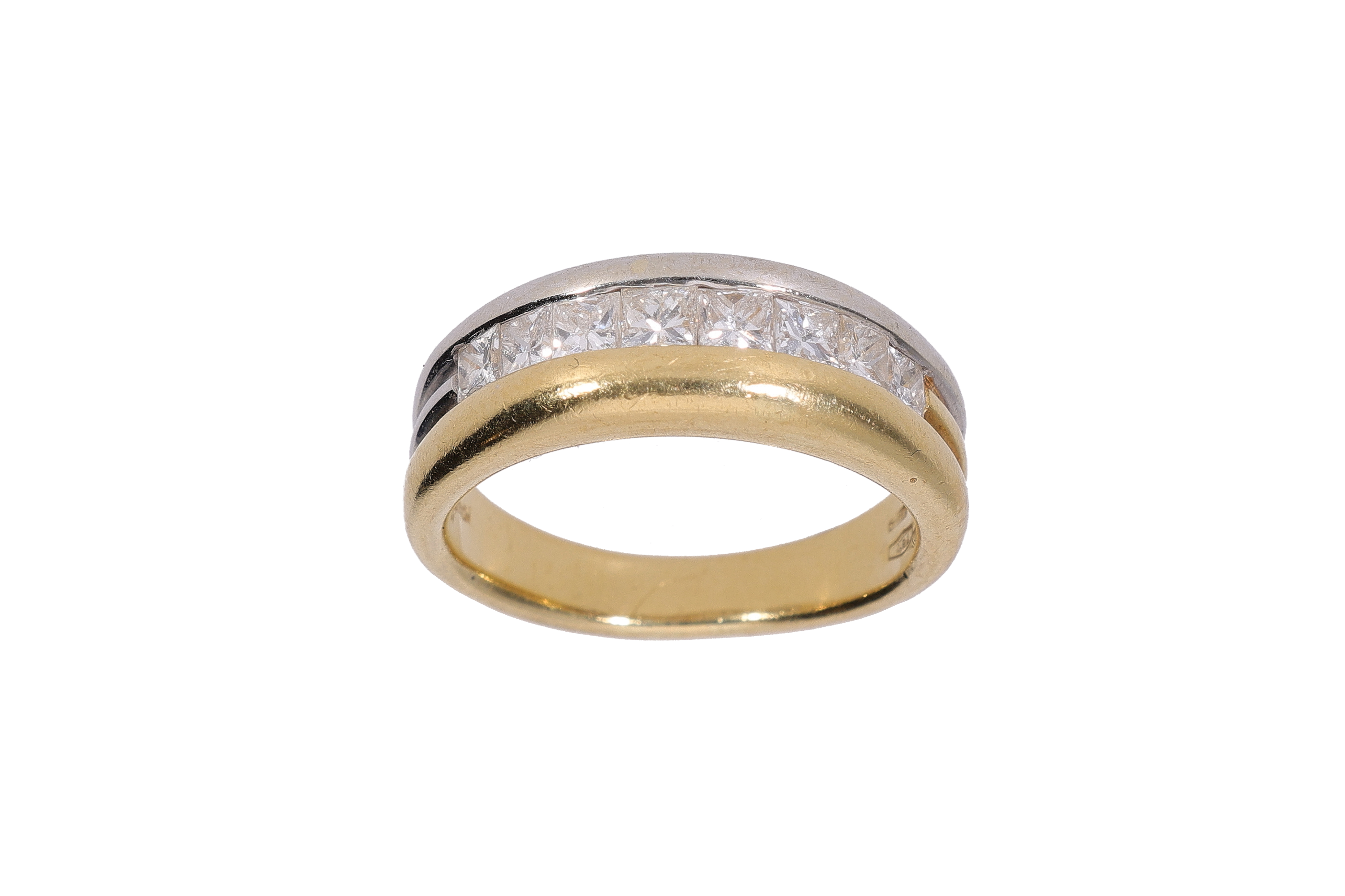 Damiani, anello veretta con diamanti - Asta Preziosi
