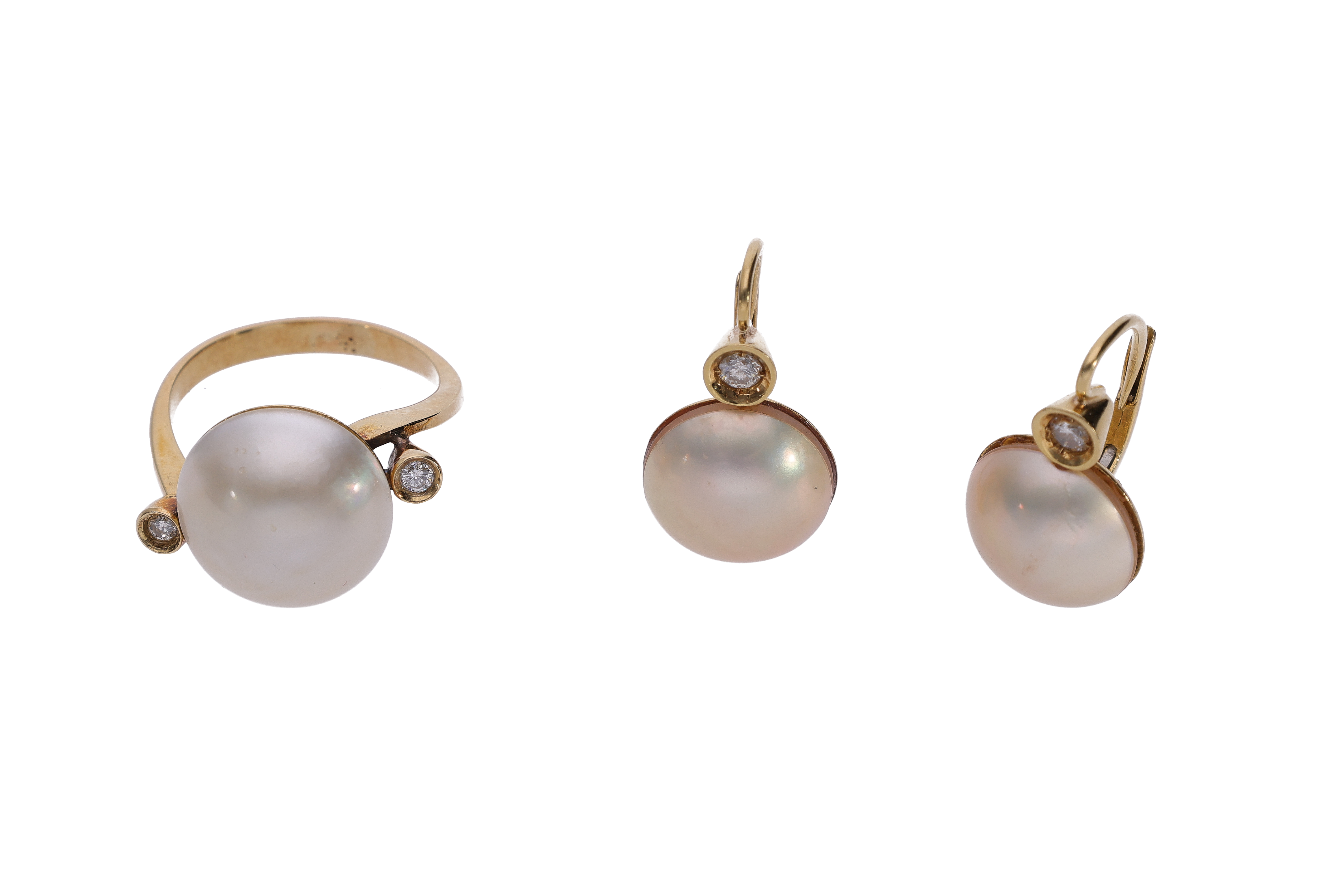 Parure composta da anello e paio di orecchini - Asta Preziosi