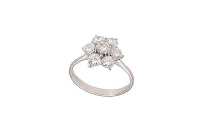 Anello a forma di fiore con diamanti - Asta Preziosi Anello a forma di fiore con diamanti - Asta Preziosi