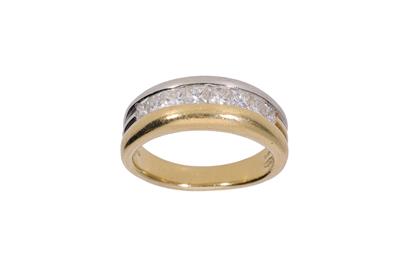 Damiani, anello veretta con diamanti - Asta Preziosi Damiani, anello veretta con diamanti - Asta Preziosi