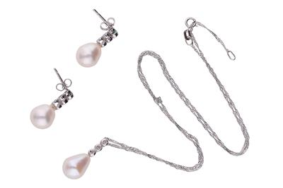 Parure composta da paio orecchini e collier - Asta Preziosi Parure composta da paio orecchini e collier - Asta Preziosi