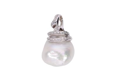Pendente con diamanti e perla coltivata - Asta Preziosi Pendente con diamanti e perla coltivata - Asta Preziosi
