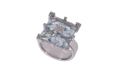 Anello con diamanti e pietre azzurre - Asta Preziosi Anello con diamanti e pietre azzurre - Asta Preziosi