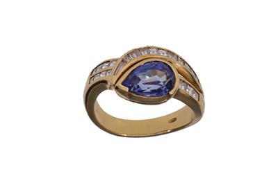 Anello con diamanti e zaffiro - Asta Preziosi Anello con diamanti e zaffiro - Asta Preziosi
