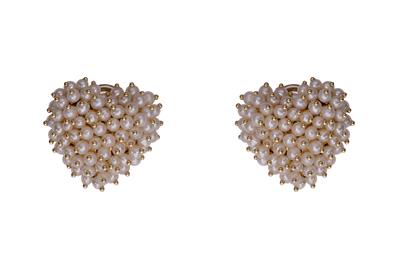 Paio di orecchini a forma di cuori con microperle - Asta Preziosi