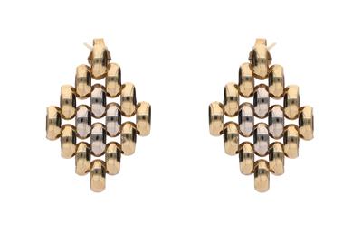 Paio di orecchini in oro - Asta Preziosi