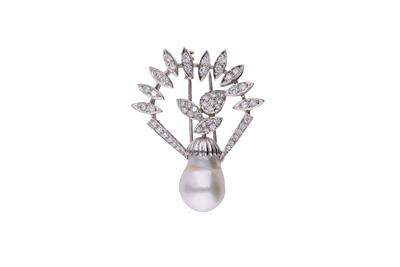 Spilla con diamanti e perla coltivata barocca - Asta Preziosi