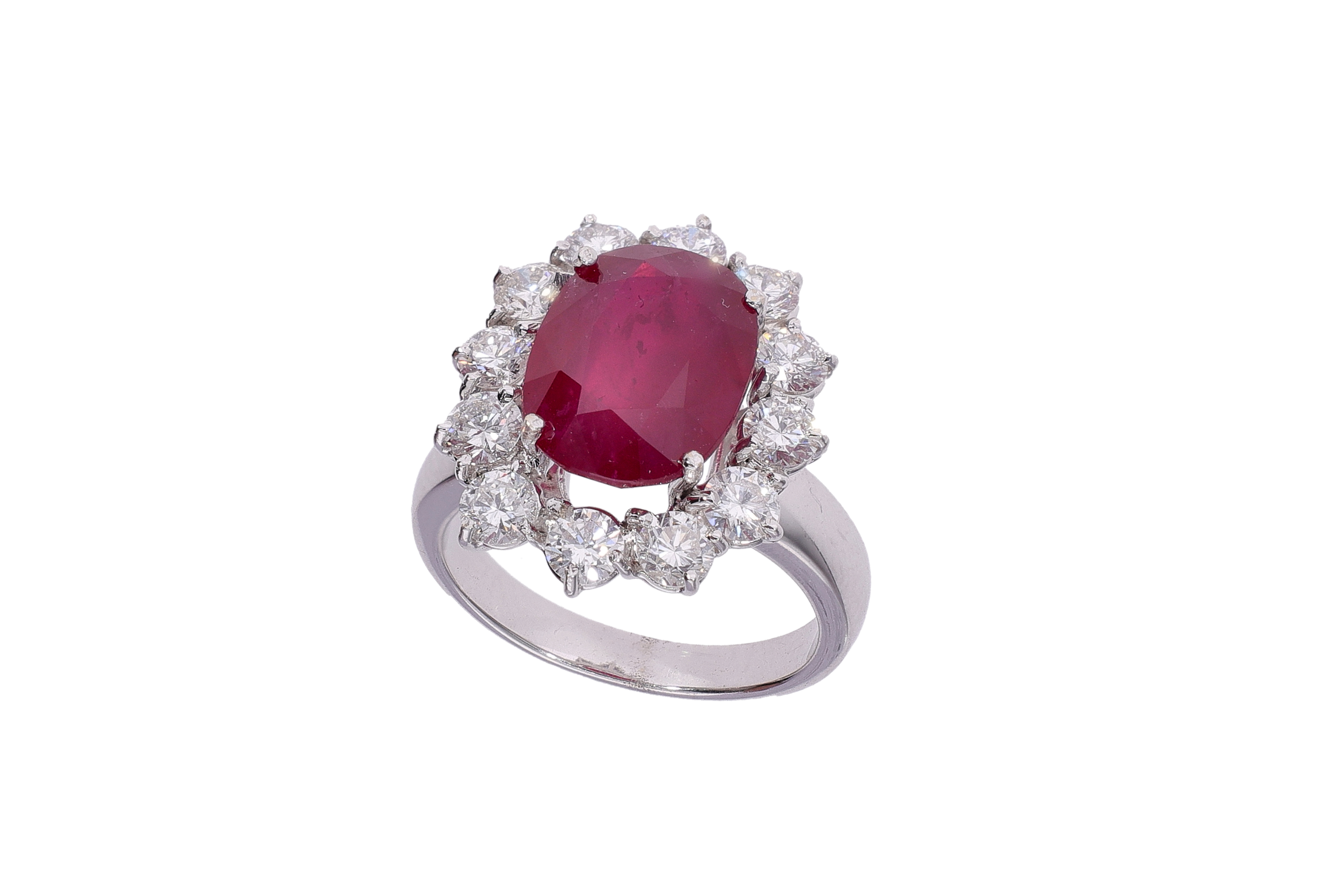 Anello a margherita con diamanti e pietra - Asta Preziosi