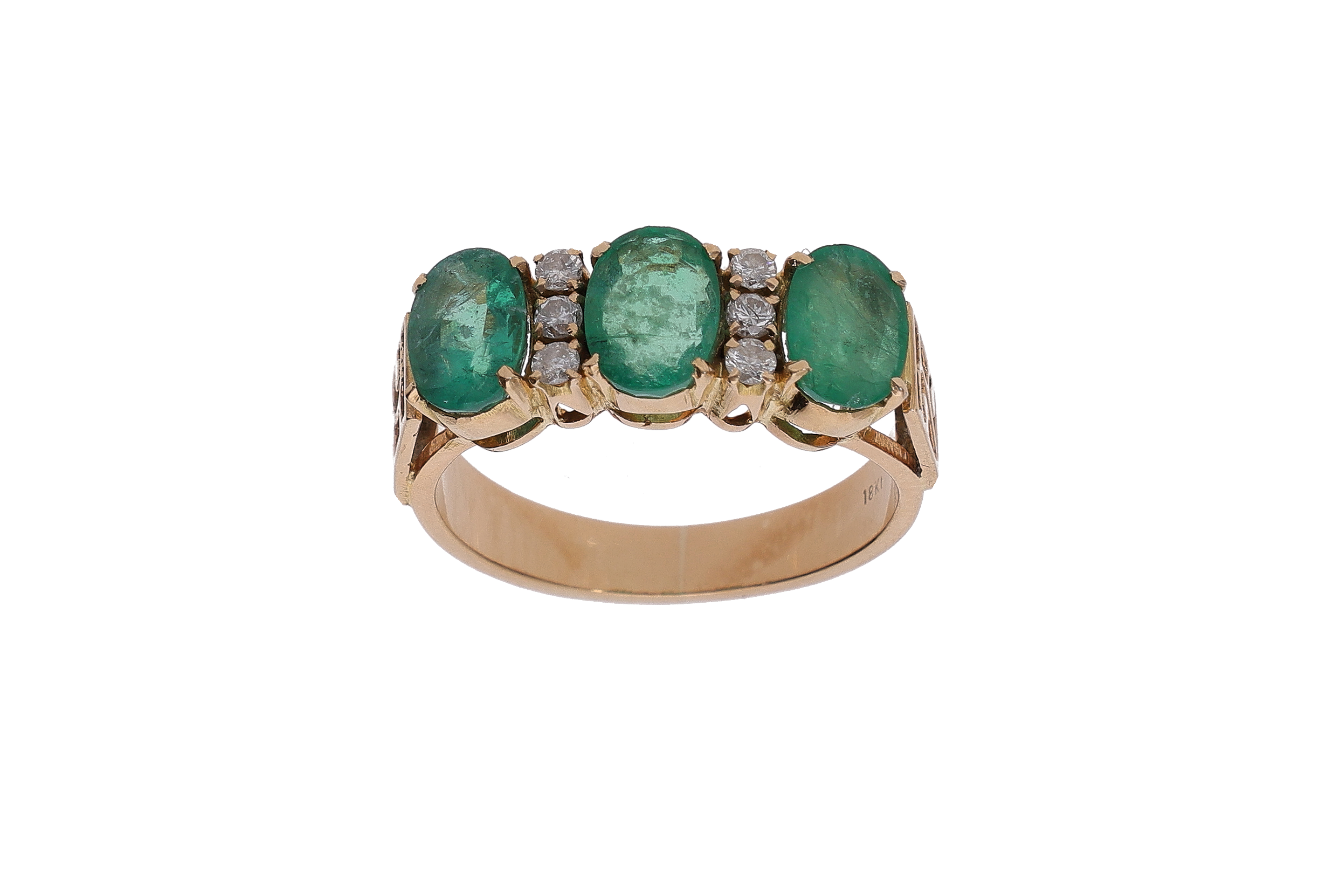 Anello con diamanti e smeraldi - Asta Preziosi