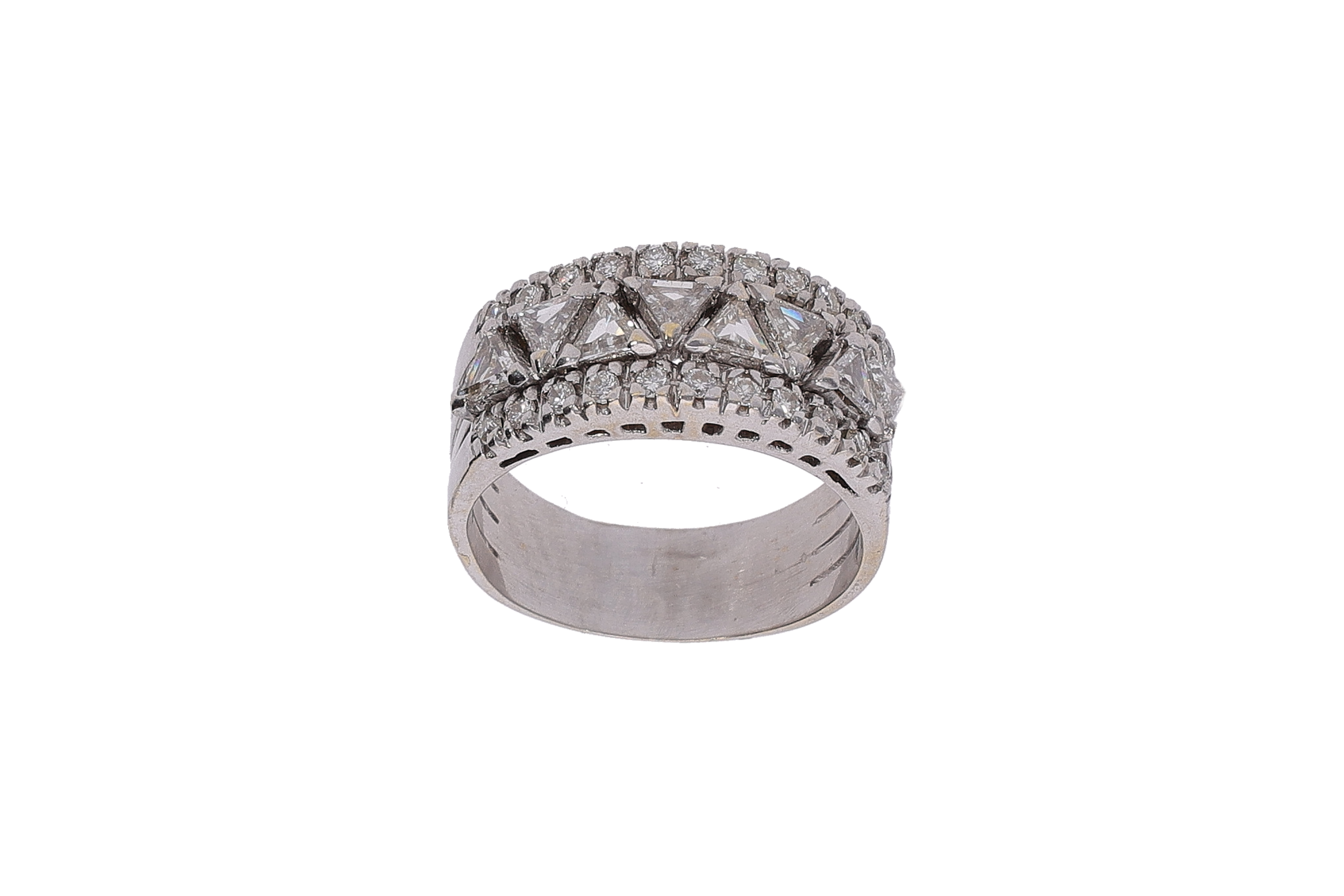 Anello con diamanti vari tagli - Asta Preziosi