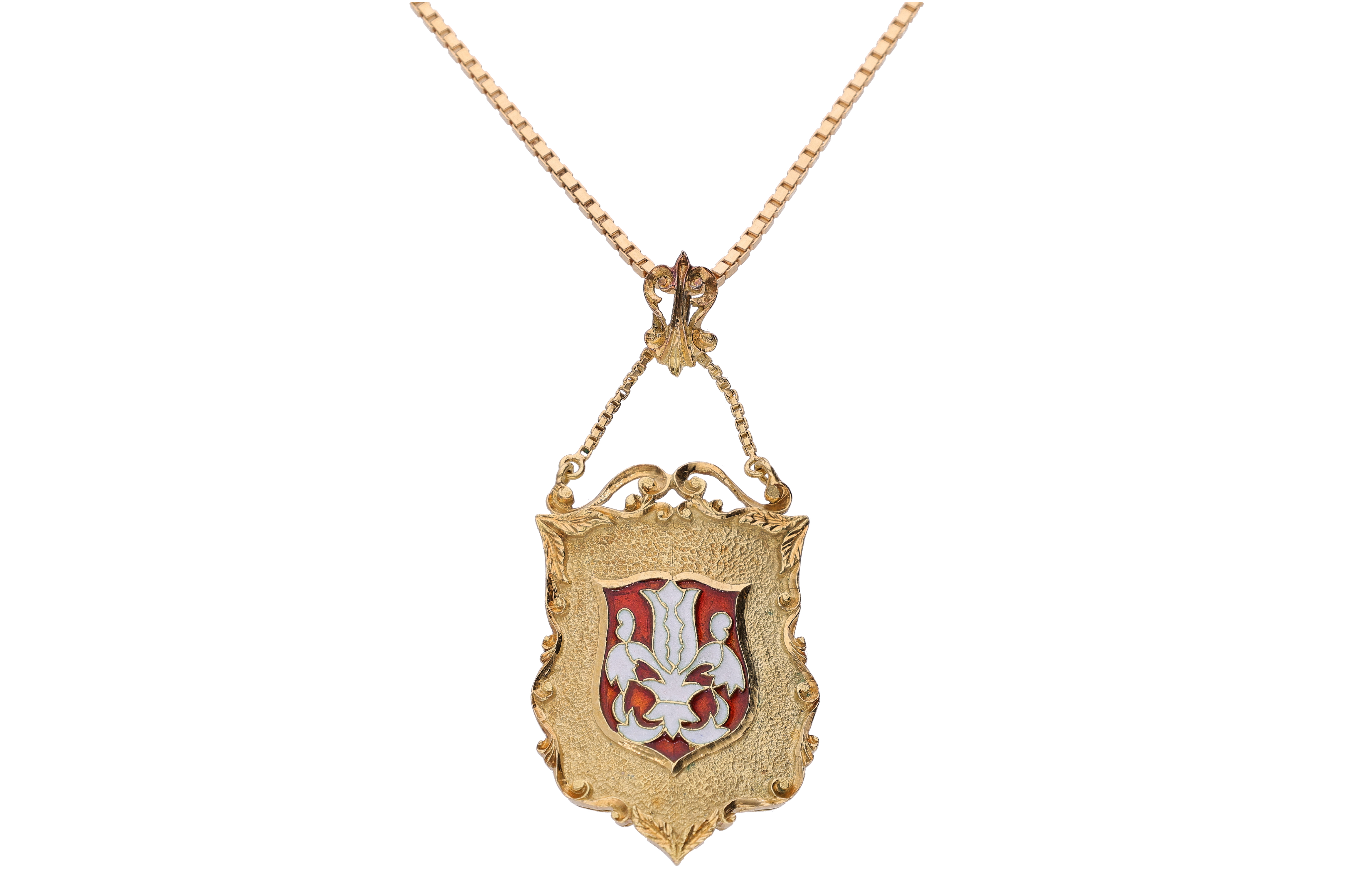 Collana con ciondolo a scudo smaltato - Asta Preziosi