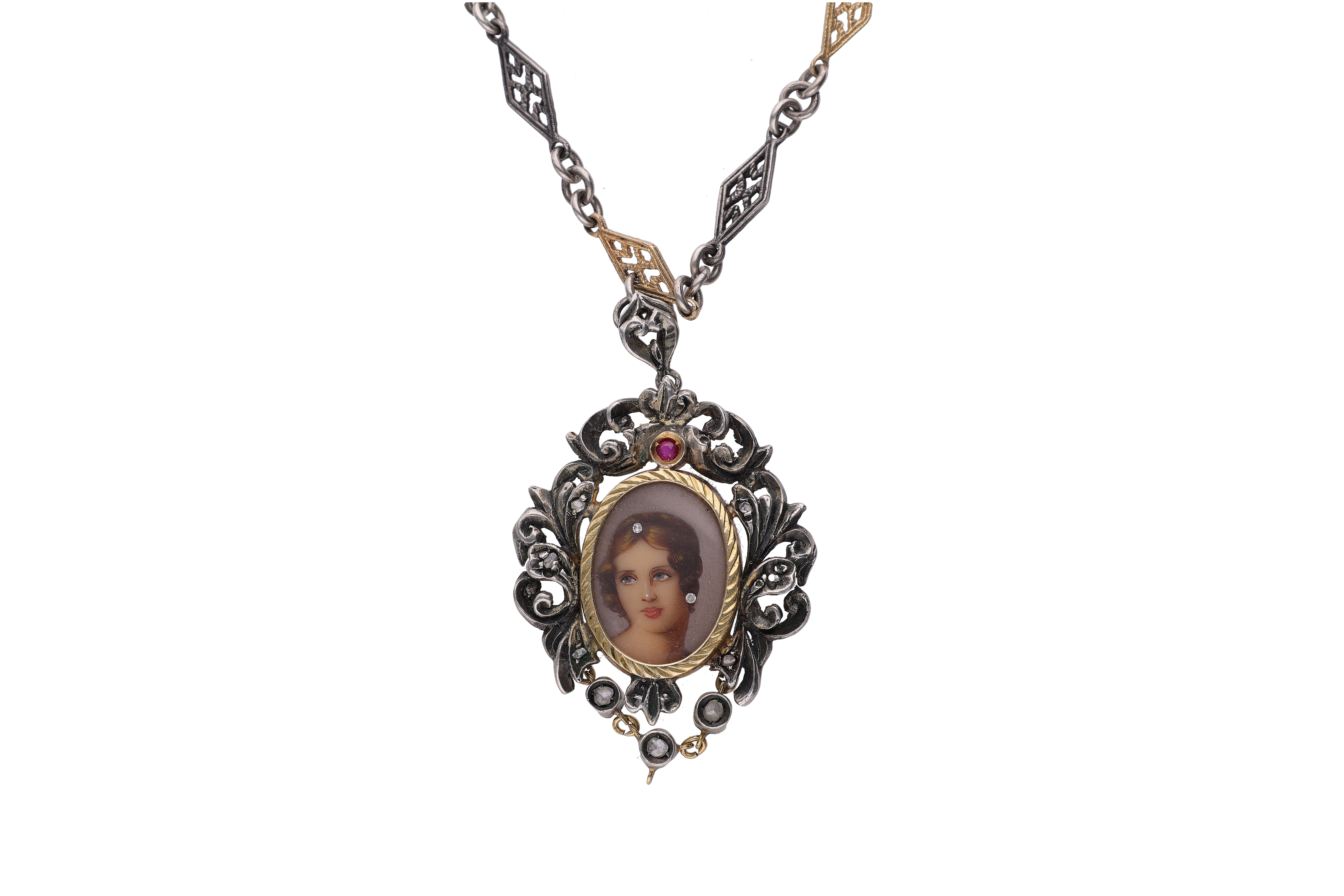 Collana e ciondolo in oro e argento - Asta Preziosi