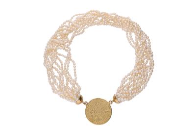 Collana con dieci fili di perle di acqua dolce e chiusura in oro - Asta Preziosi Collana con dieci fili di perle di acqua dolce e chiusura in oro - Asta Preziosi
