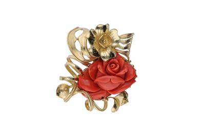 Pendente con fiore di corallo - Asta Preziosi